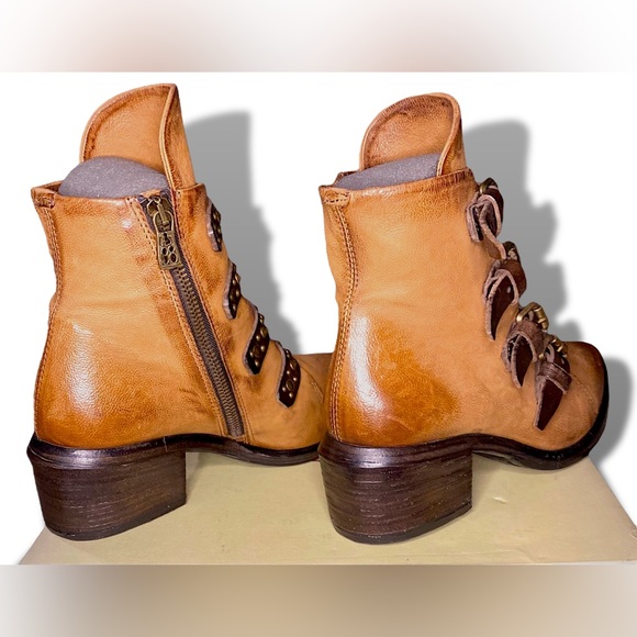A.S.98 Frankie Studded Tan Leather Buckled Booties - Size 37 / New in Box - Picture 8 of 11